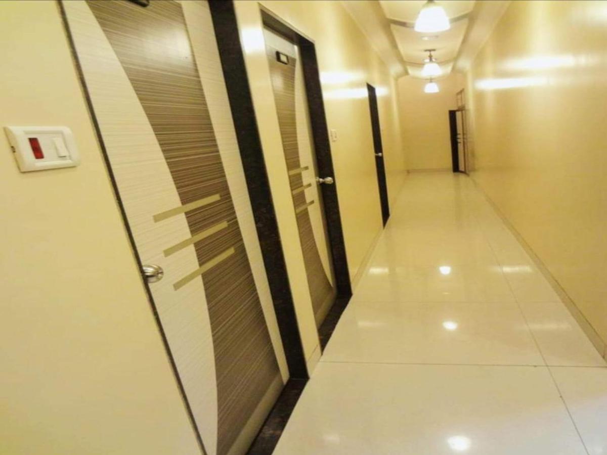 Hotel Broadway Colaba Mumbai Exterior foto