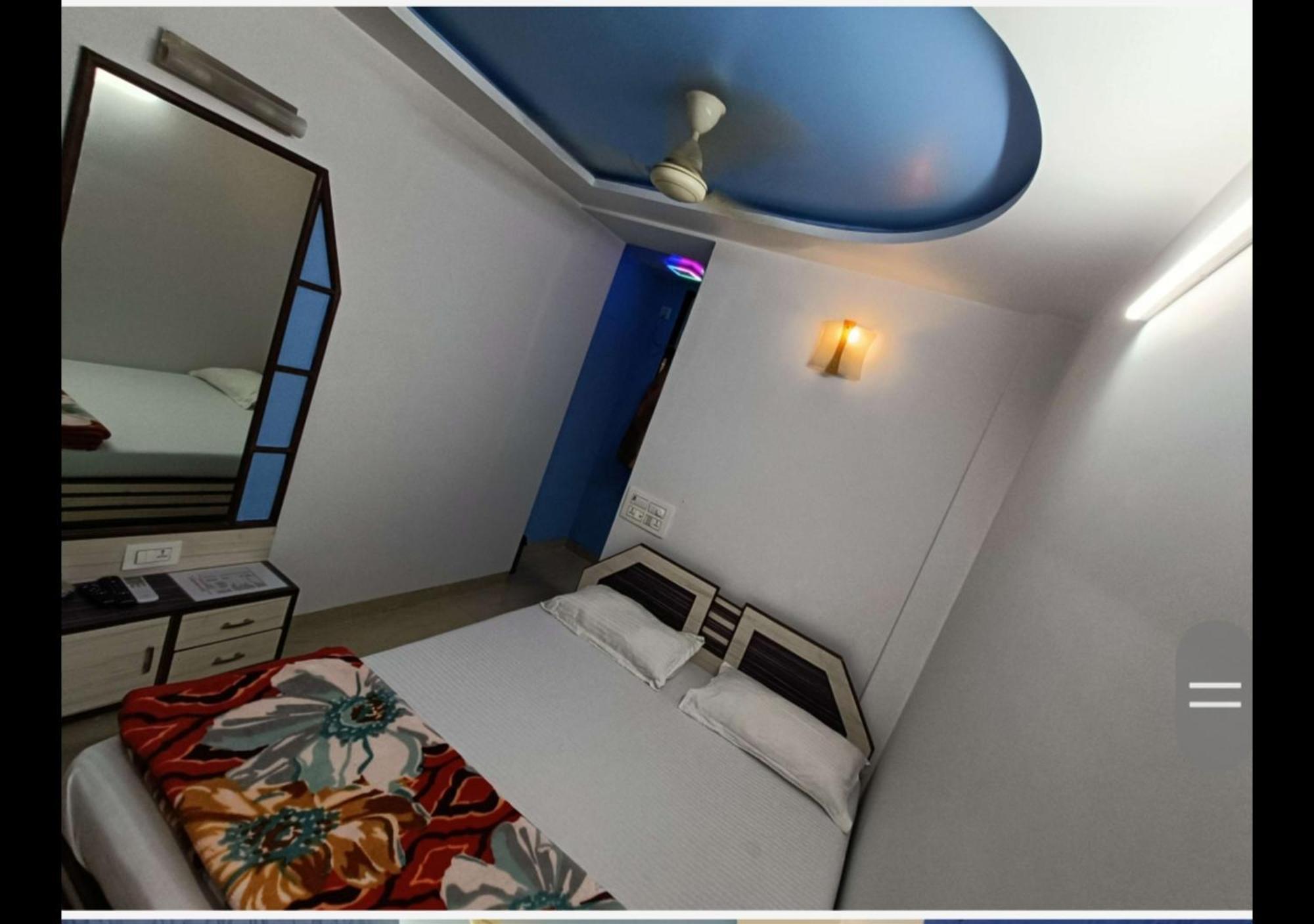 Hotel Broadway Colaba Mumbai Exterior foto