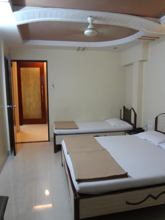 Hotel Broadway Colaba Mumbai Exterior foto
